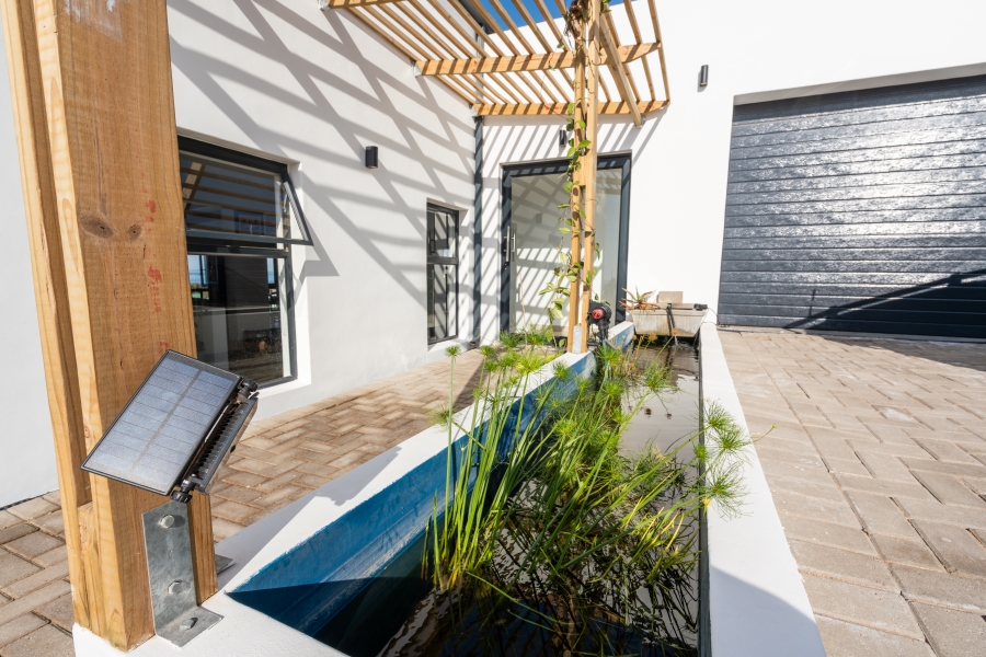 4 Bedroom Property for Sale in Britannica Heights Western Cape